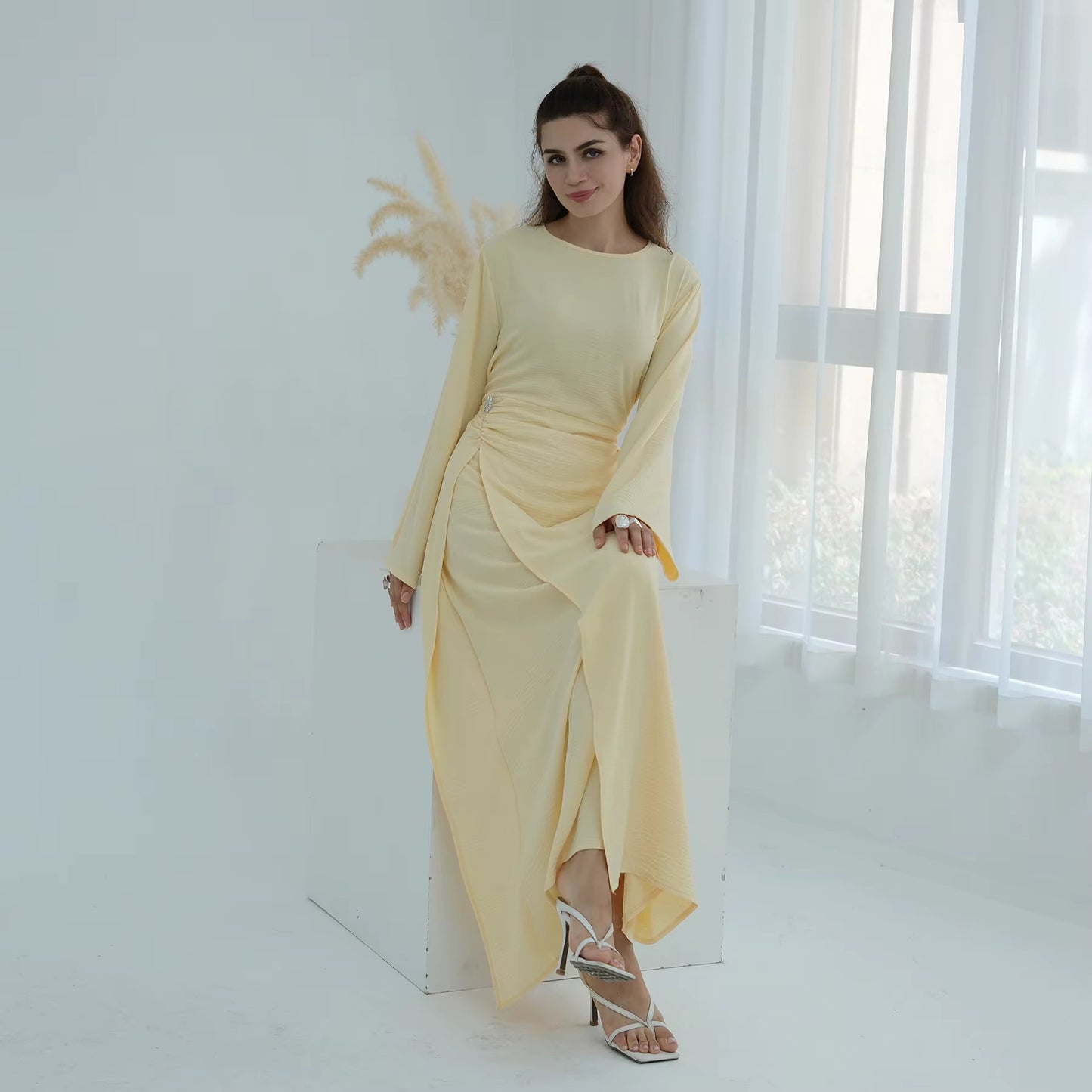 Elegant Soft Crepe Closed Abaya Dress – Back Tie Solid Color Maxi Islamic Dress