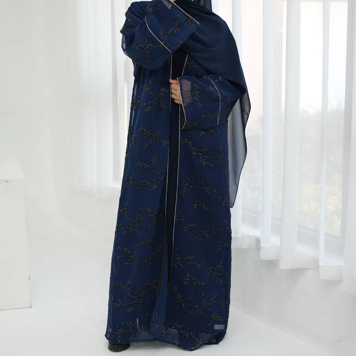 NOIRAH Lace Abaya Set