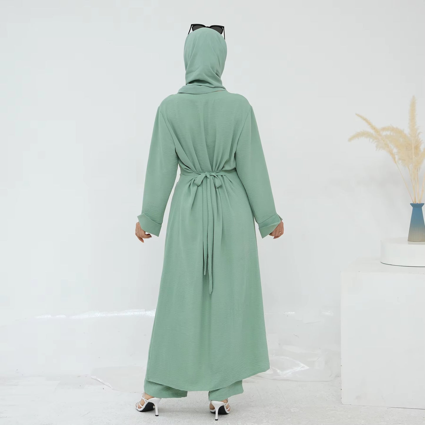 Soft Crepe 2-Piece Abaya Set – Modest Long Shirt and Pants for Women