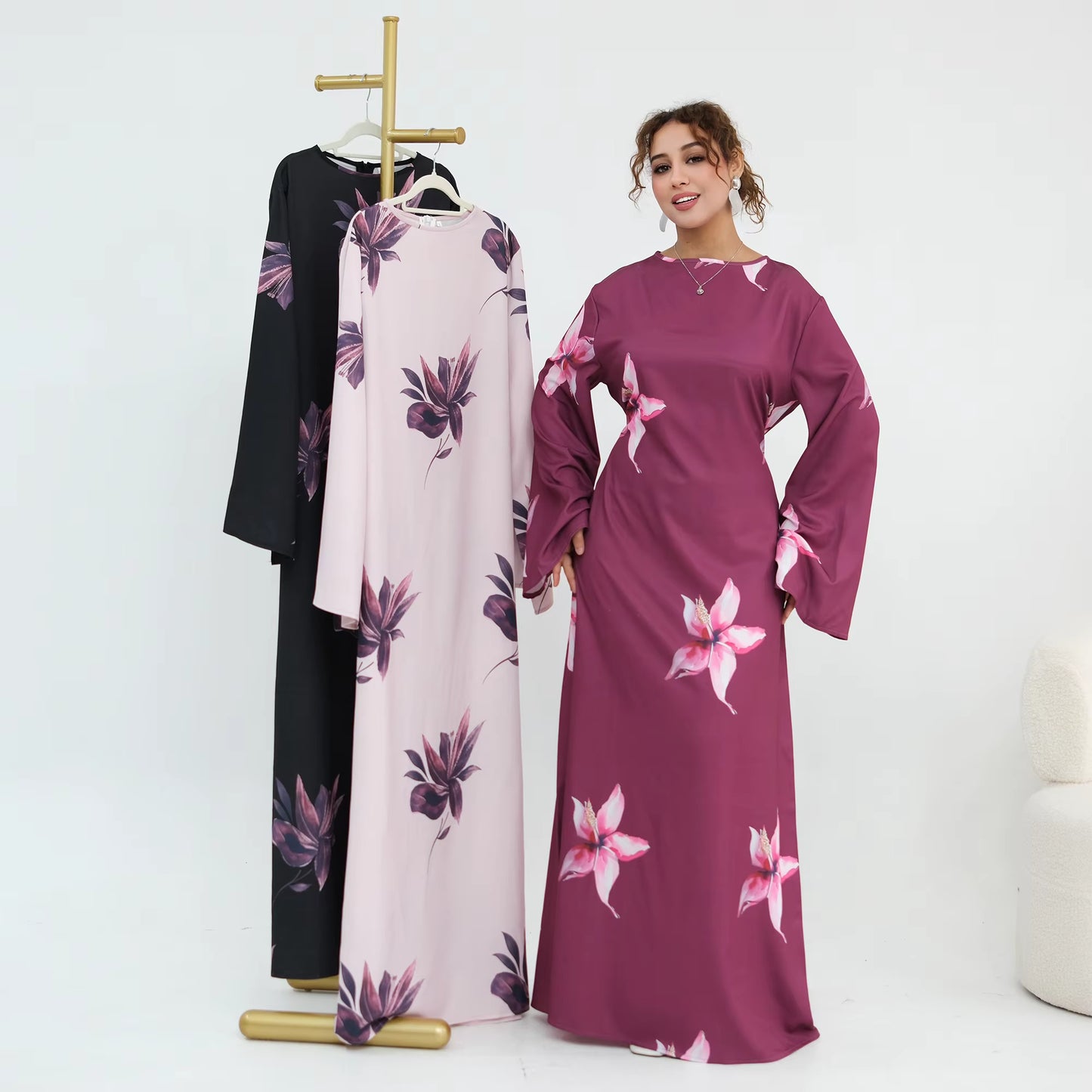 NOORÉ Printed Closed Abaya