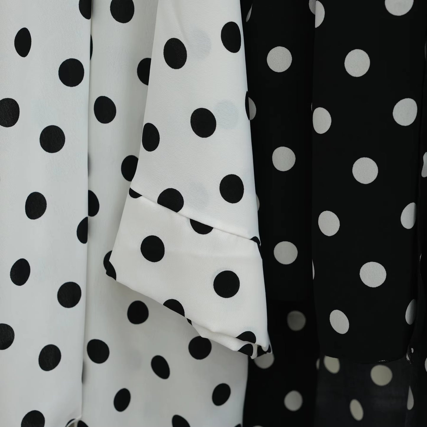 Polka Dot Abaya Dress with Hijab – Elegant Modest Wear for Women
