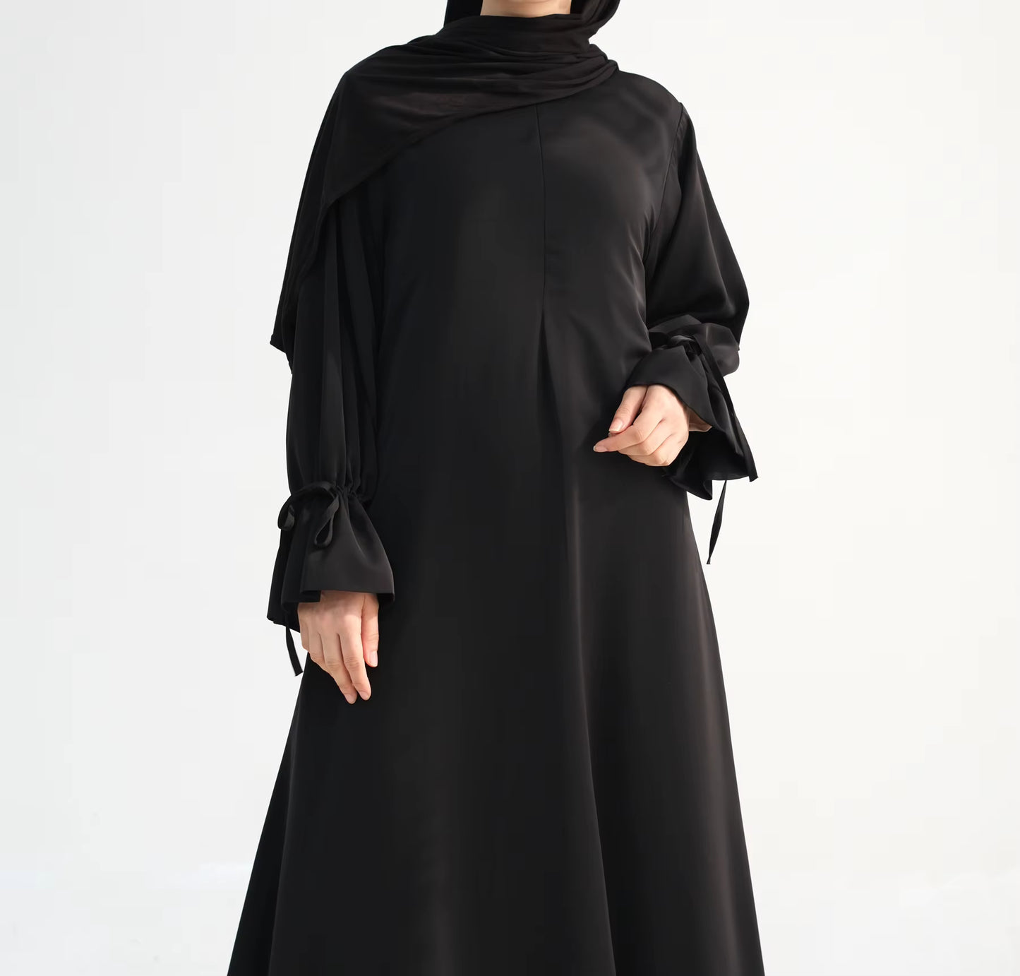 LUMA Nida Flounce Abaya