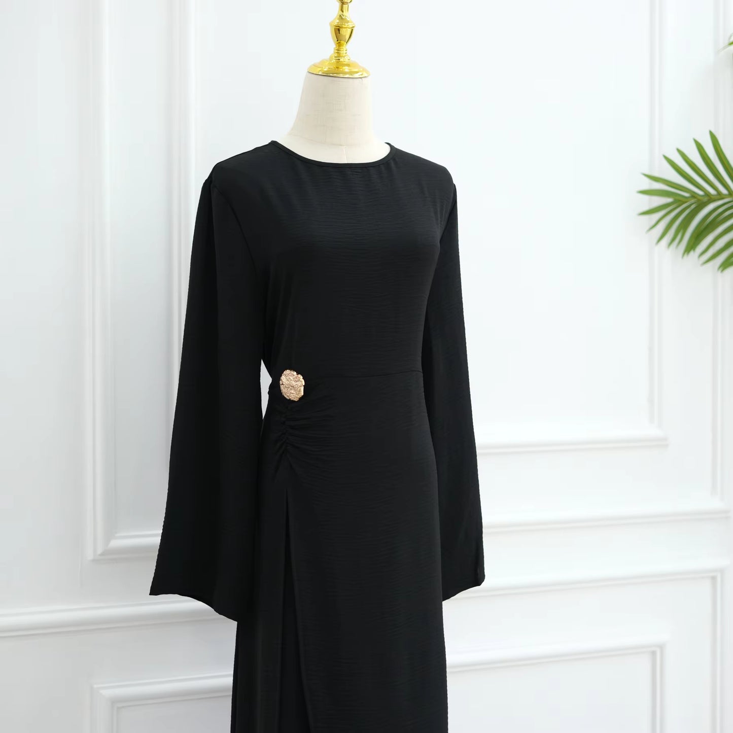 Elegant Soft Crepe Closed Abaya Dress – Back Tie Solid Color Maxi Islamic Dress