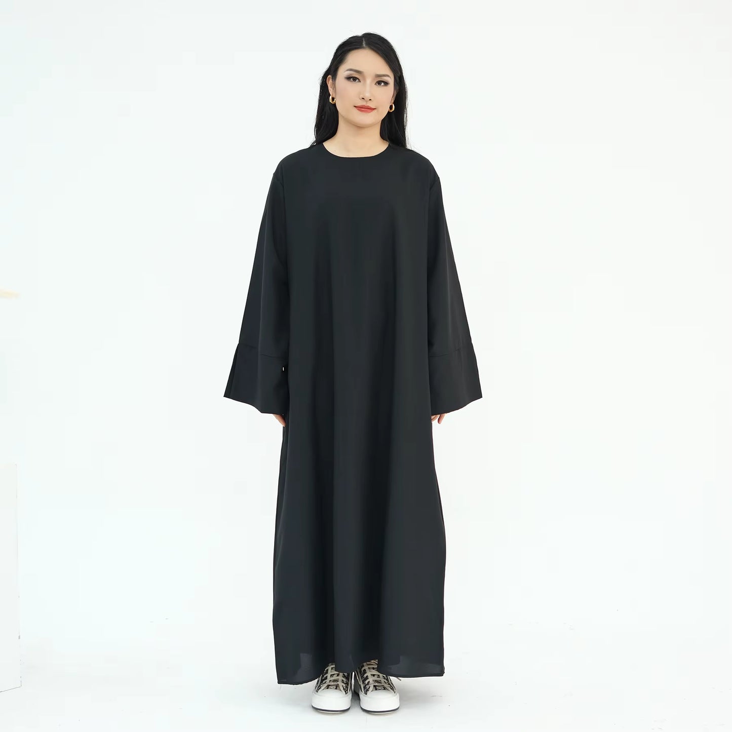 ELYN Minimal Linen Abaya