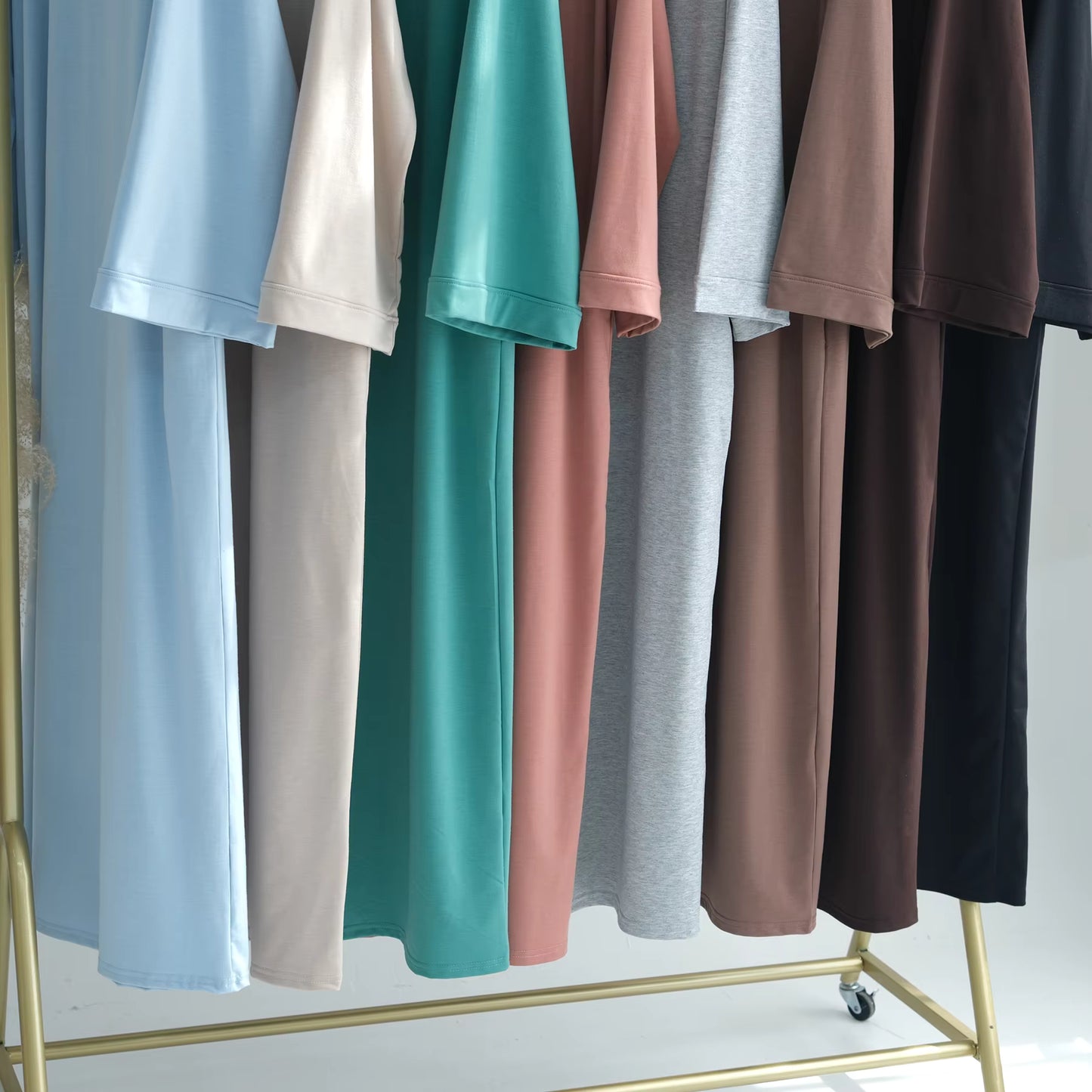 Long Sleeve Abaya Dress with Pockets – Modest Women’s Wear