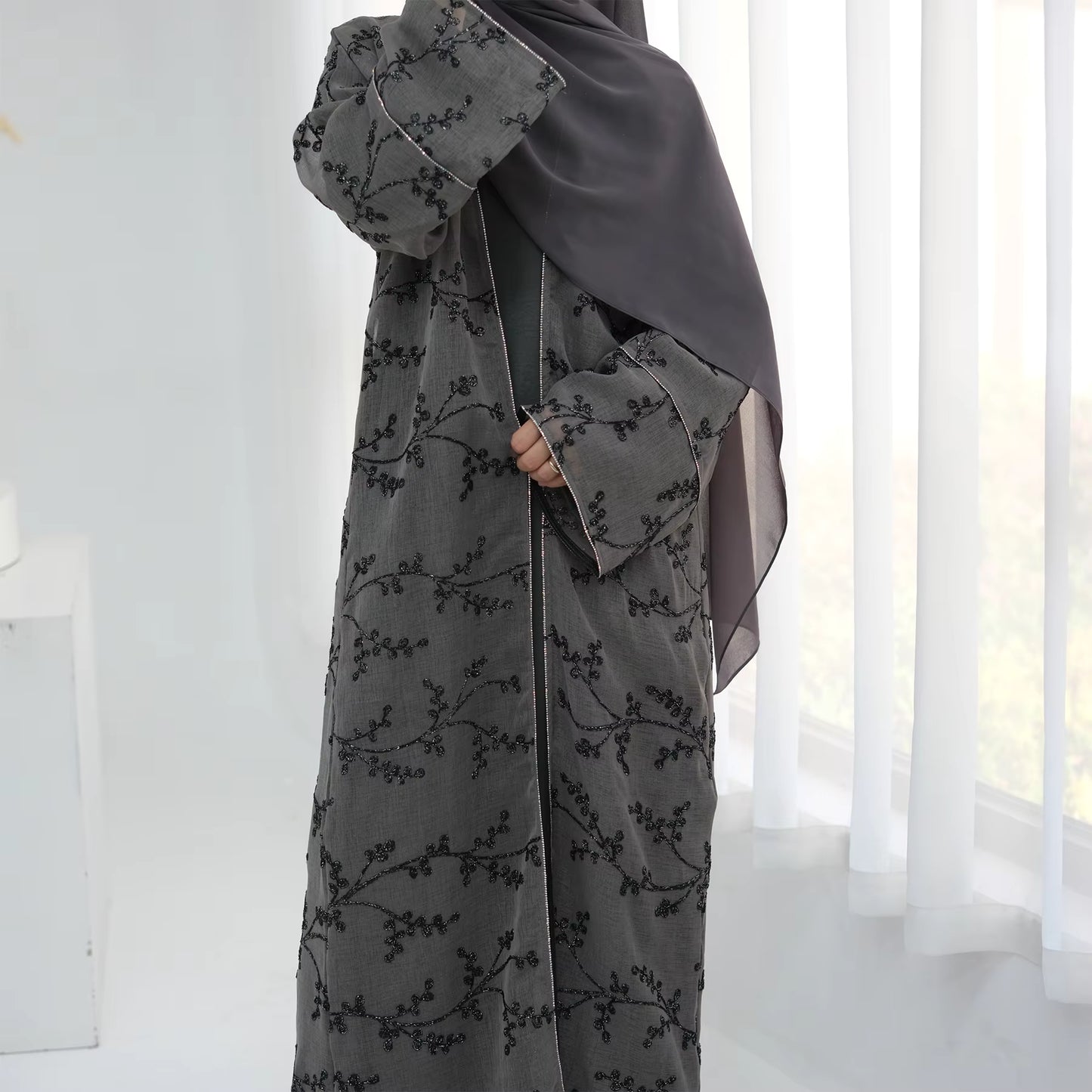 NOIRAH Lace Abaya Set