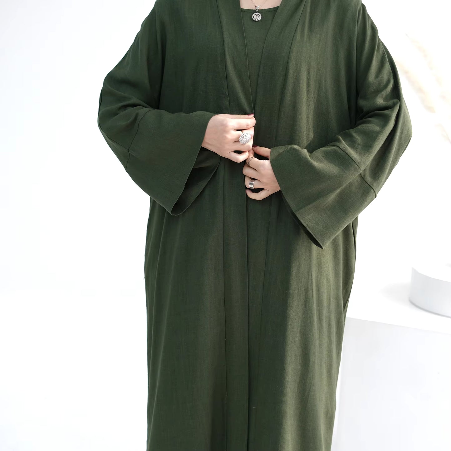 Linen Abaya Set for Women – Breathable 2-Piece Muslim Dress