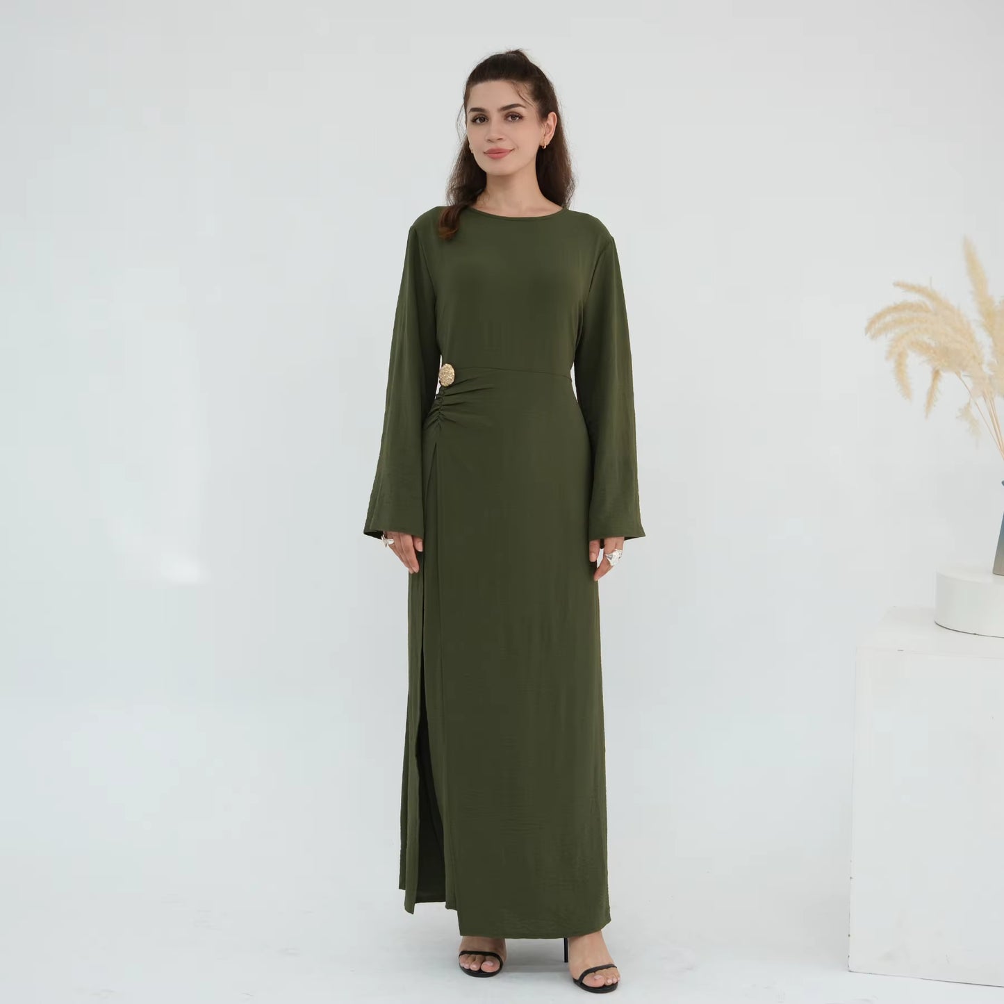 Elegant Soft Crepe Closed Abaya Dress – Back Tie Solid Color Maxi Islamic Dress