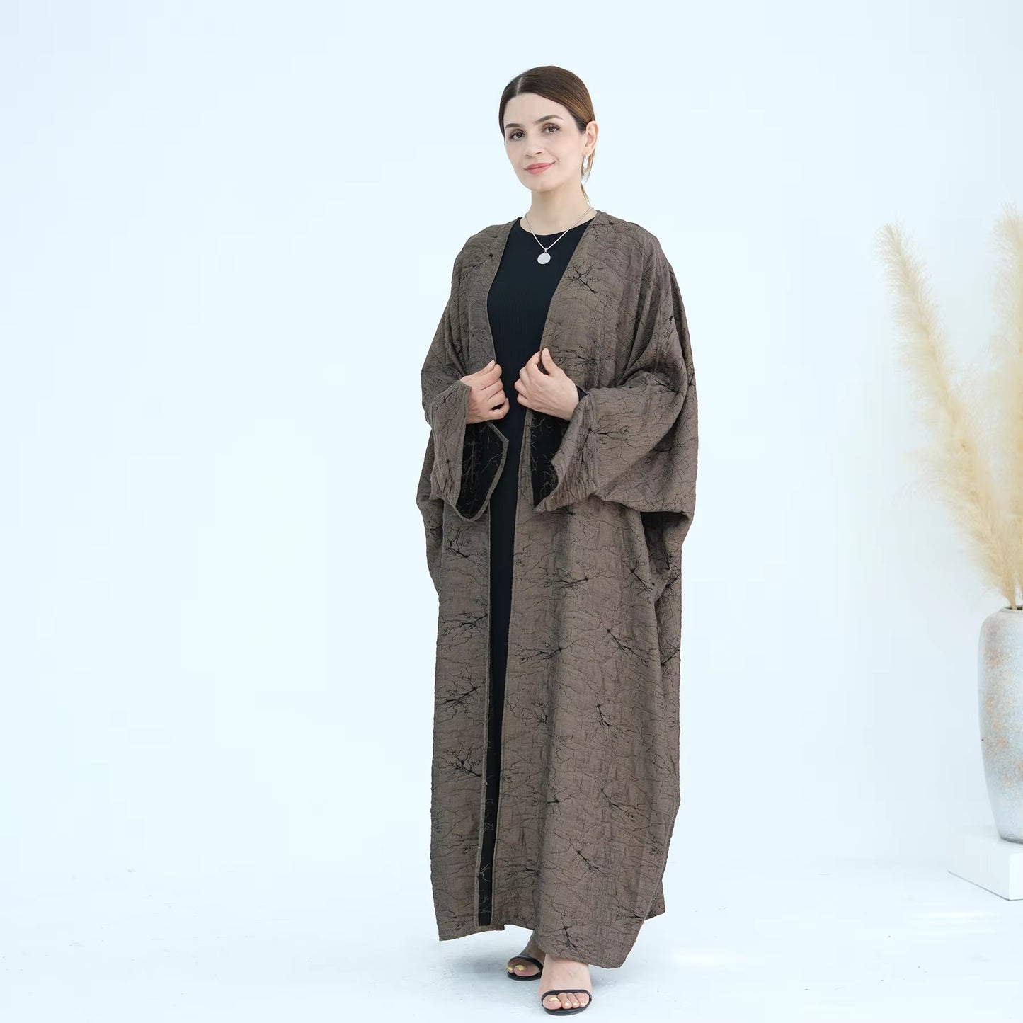 MIRA Double-Sided Open Abaya – 2-in-1 Cardigan