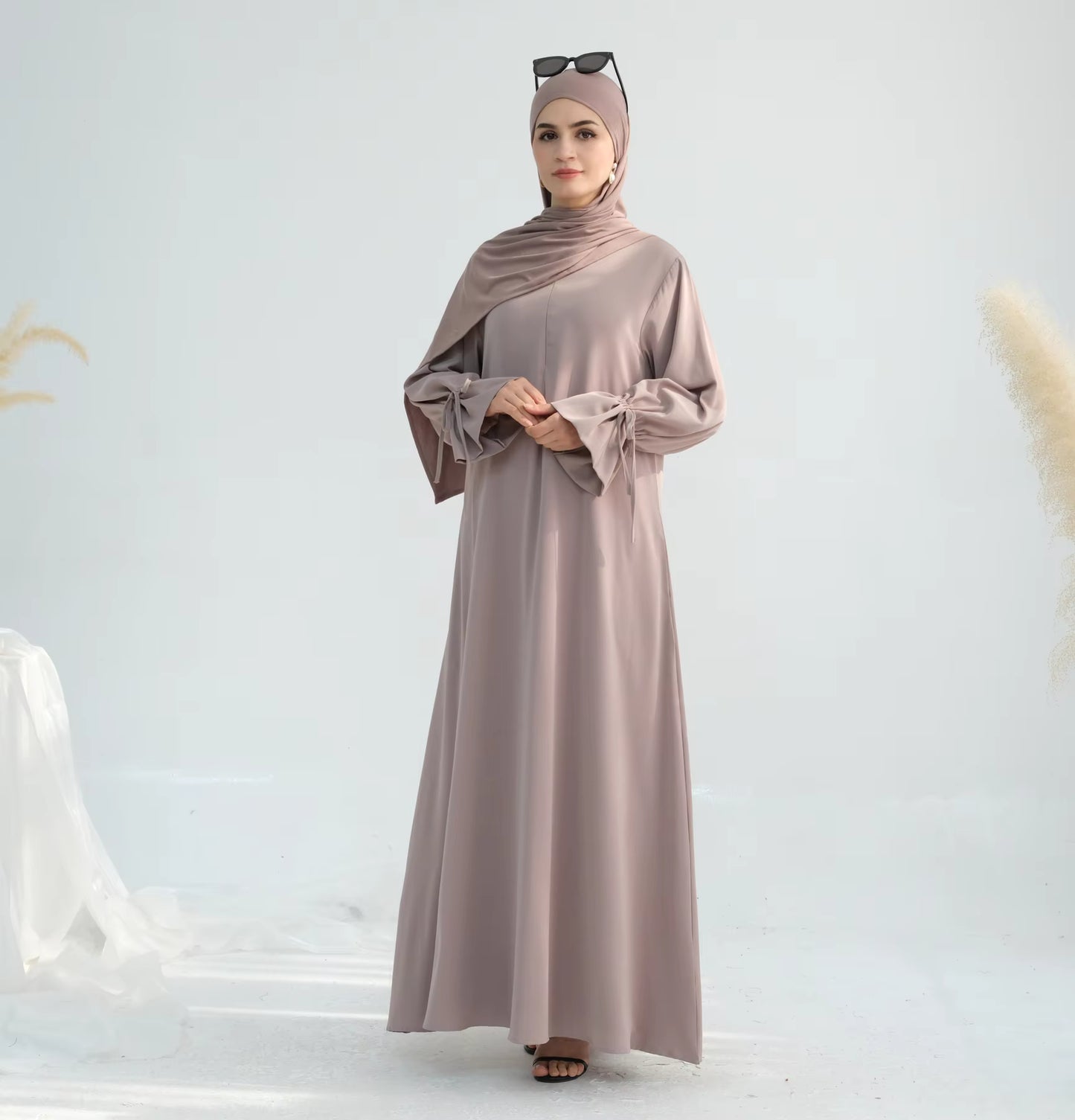 LUMA Nida Flounce Abaya