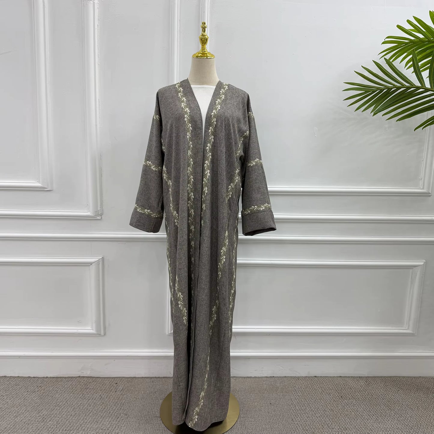 Floral Embroidery Open Abaya Cardigan – Elegant Modest Dress