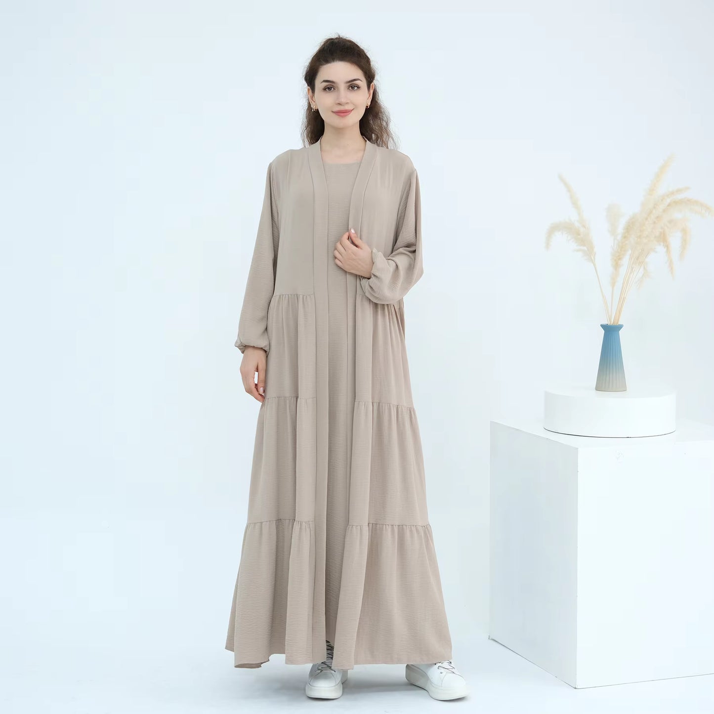 Elegant Soft Crepe Ruffle Abaya Set for Women – 2 Piece Modest Dubai Abaya Outfit
