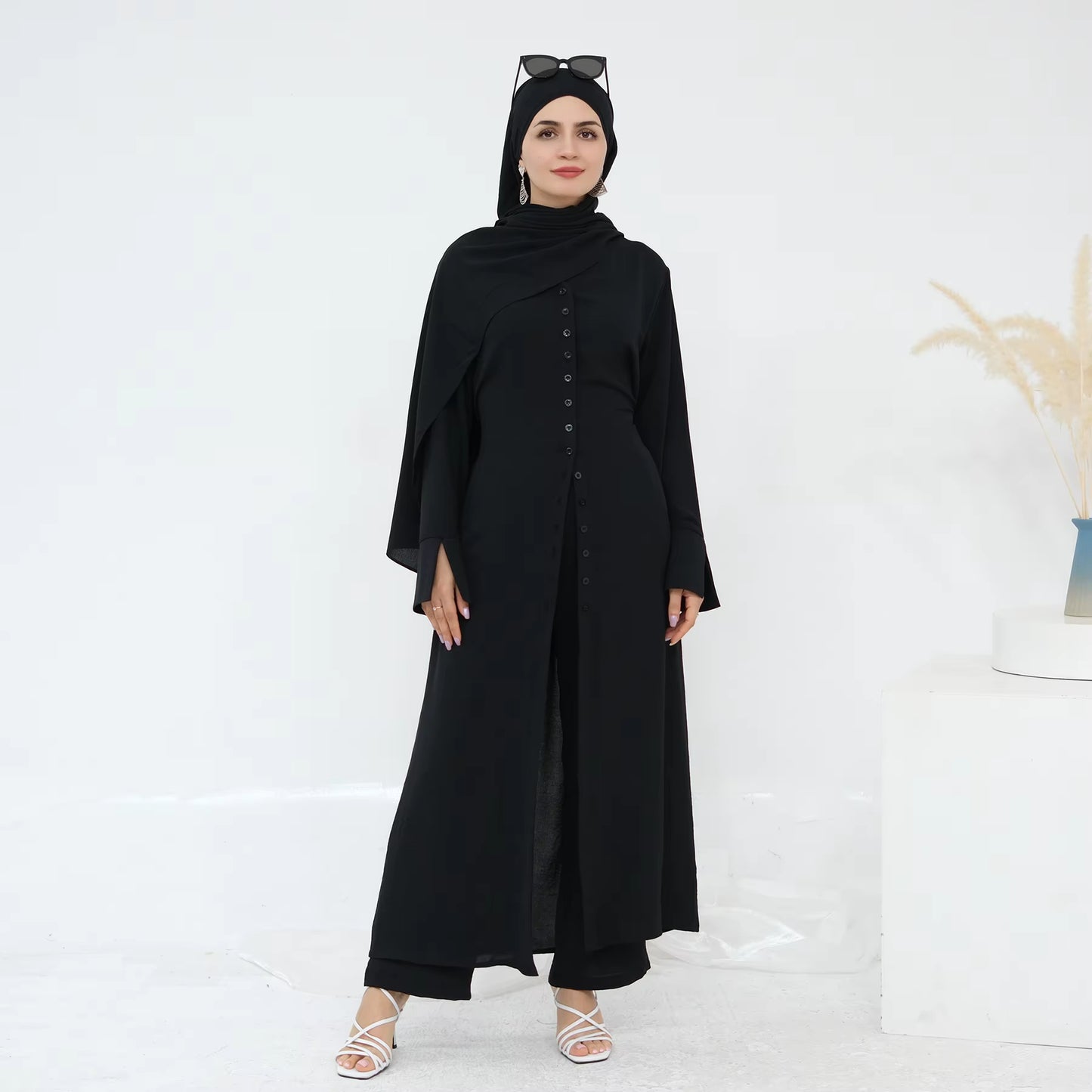 Soft Crepe 2-Piece Abaya Set – Modest Long Shirt and Pants for Women