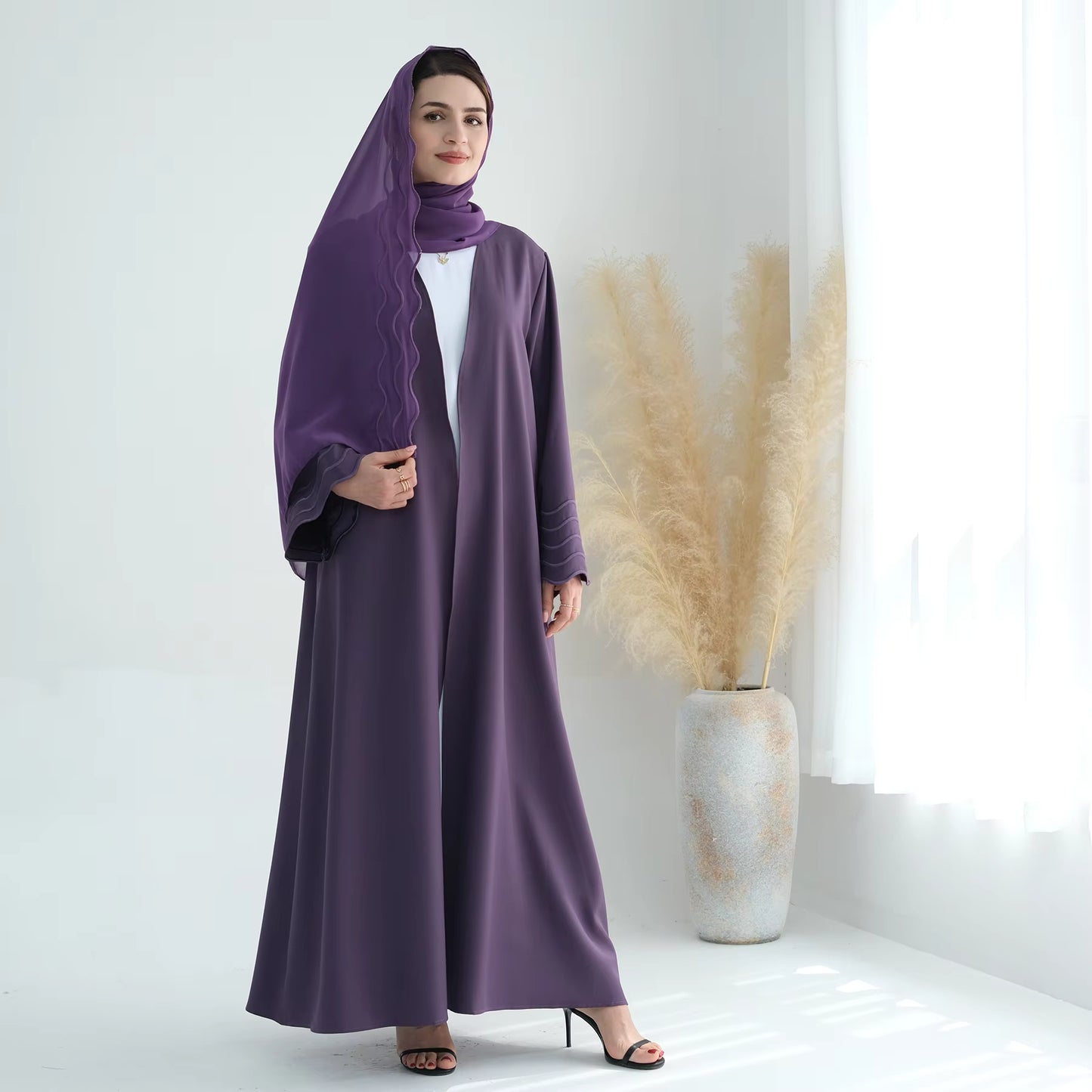 Front Open Abaya Set with Matching Hijab – Women’s Modest Wear
