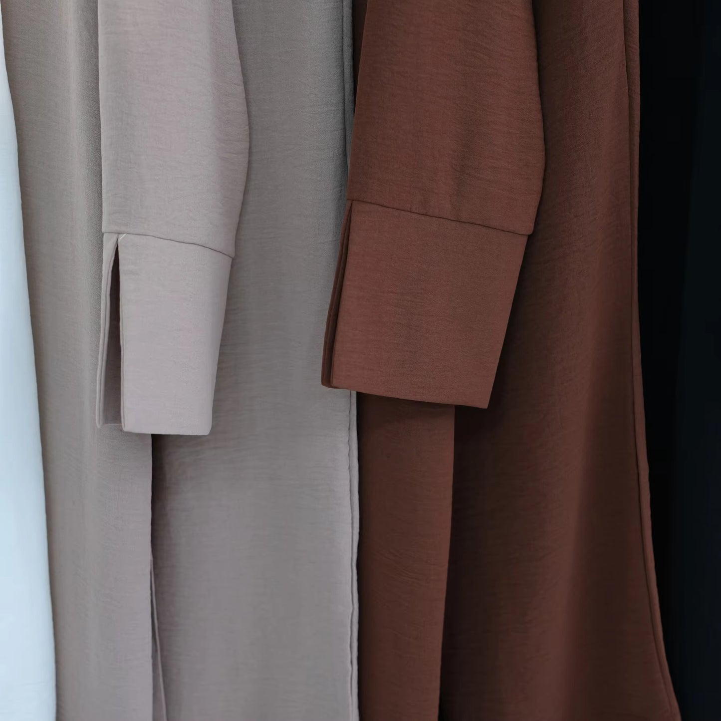 Soft Crepe 2-Piece Abaya Set – Modest Long Shirt and Pants for Women