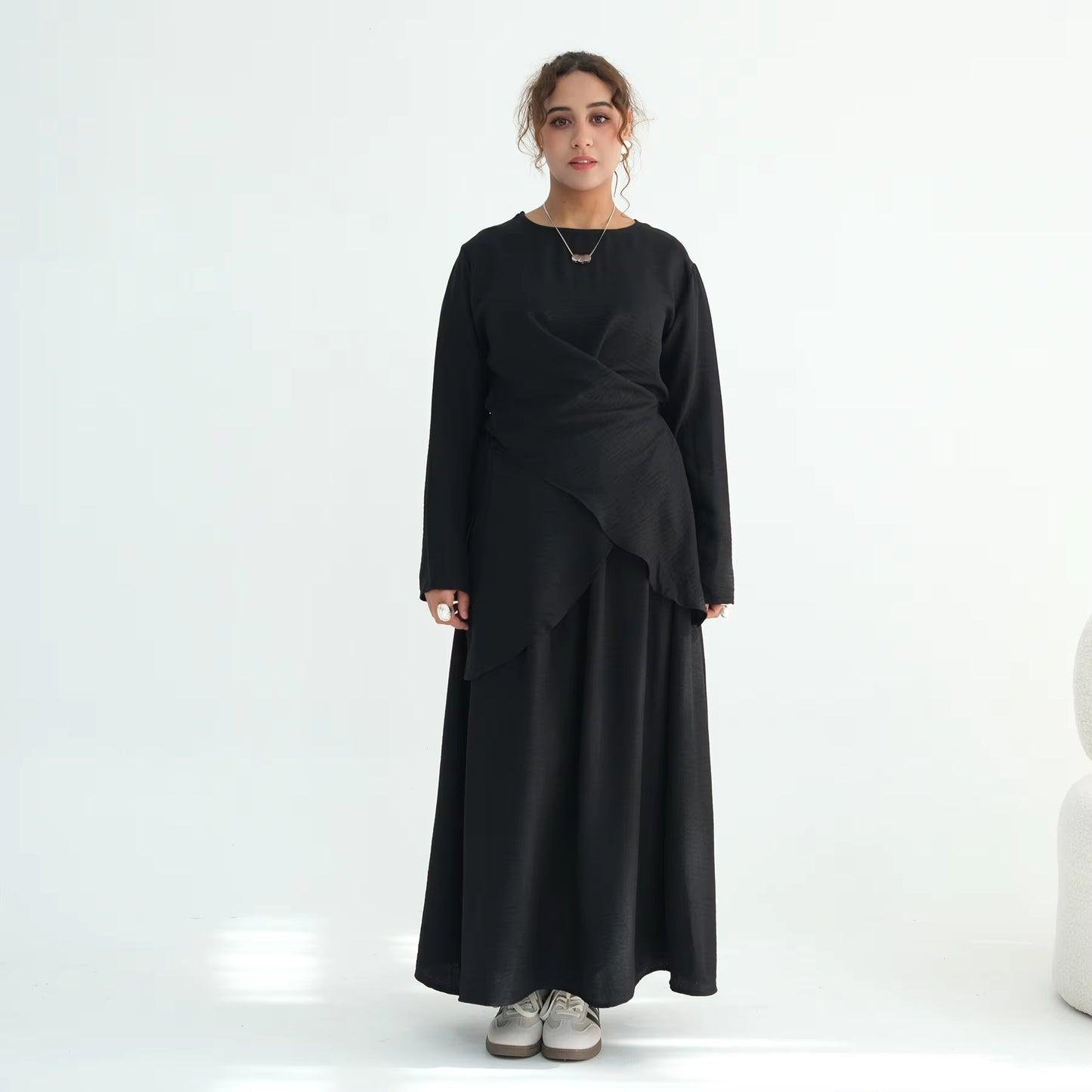 Elegant 2-Piece Abaya Set – Cross Top & Modest Skirt