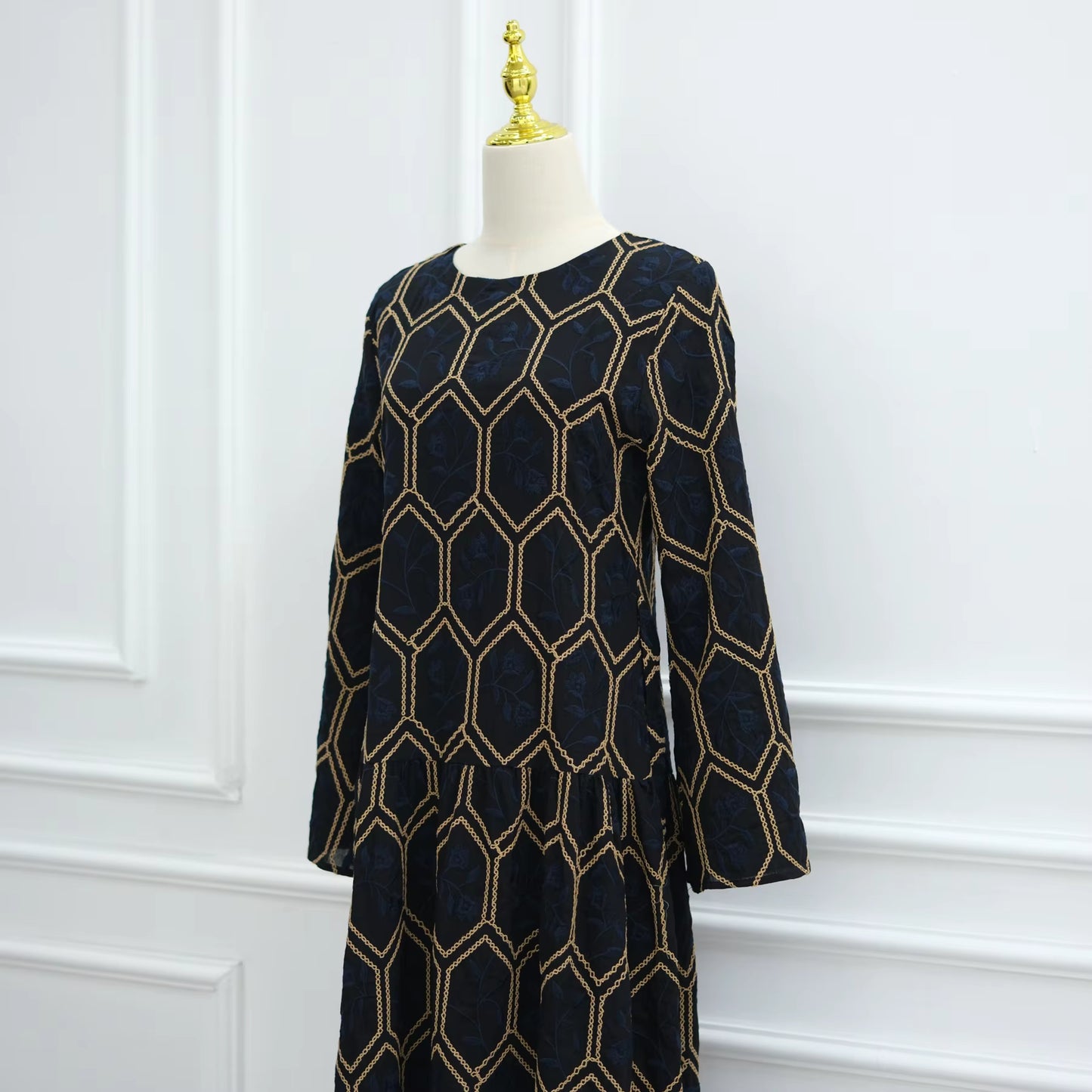 Kimono-Style Abaya for Women – Elegant Modest Islamic Dress for Eid & Ramadan