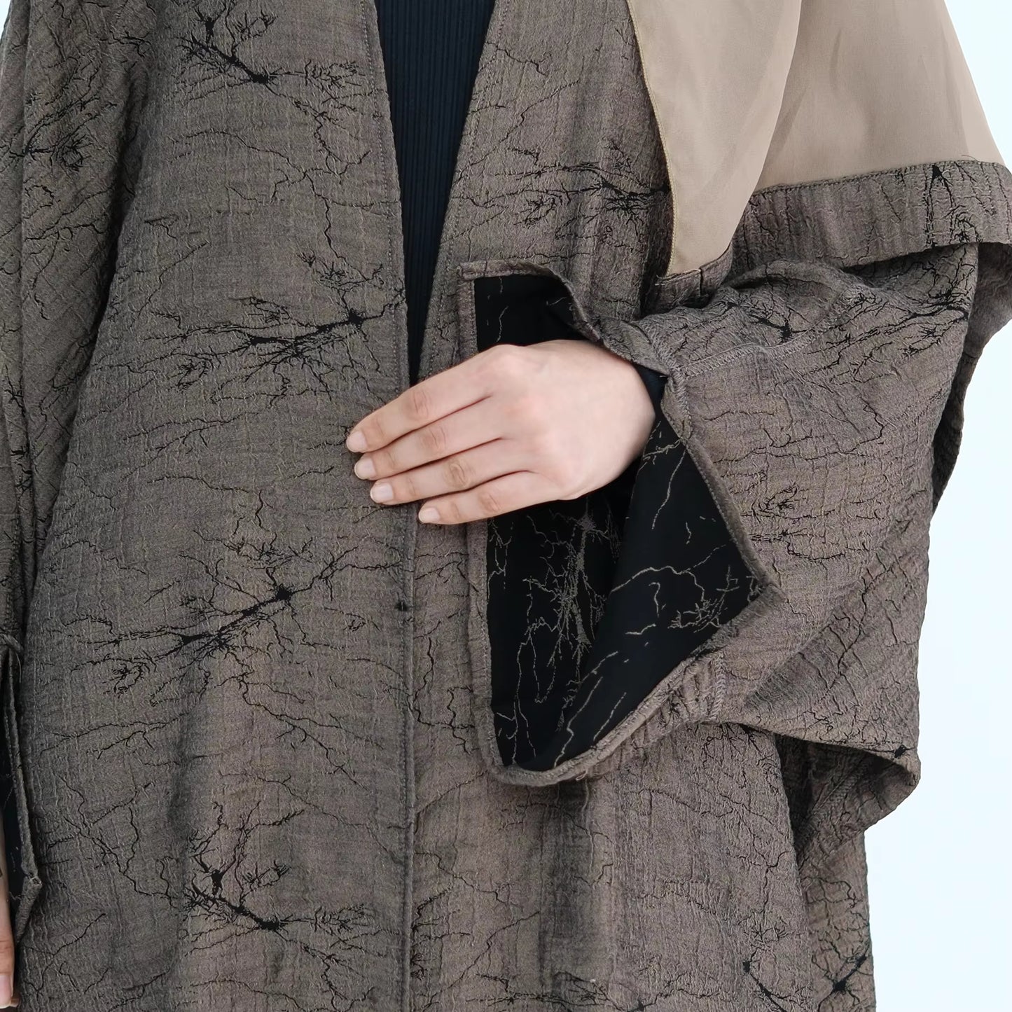 MIRA Double-Sided Open Abaya – 2-in-1 Cardigan