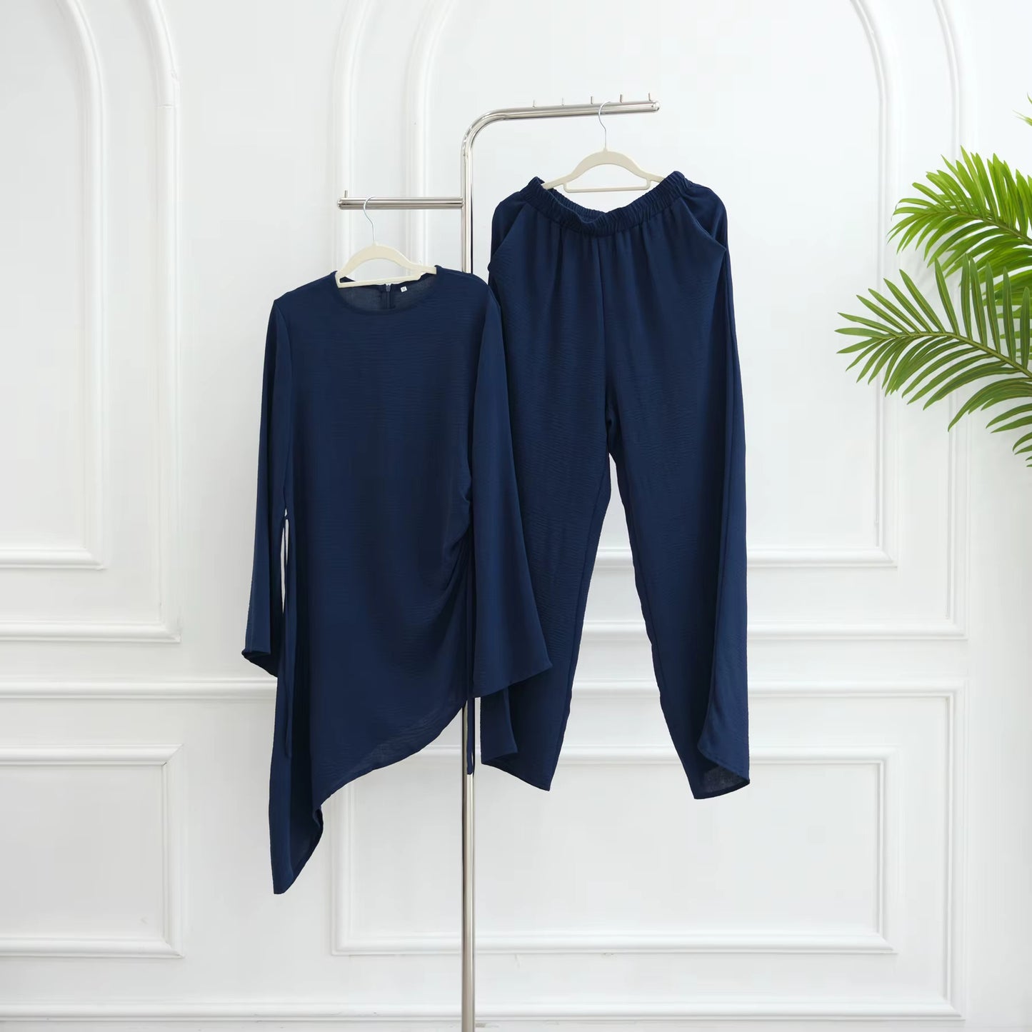 Modern Modest 2-Piece Set – Irregular Tunic & Wide-Leg Pants