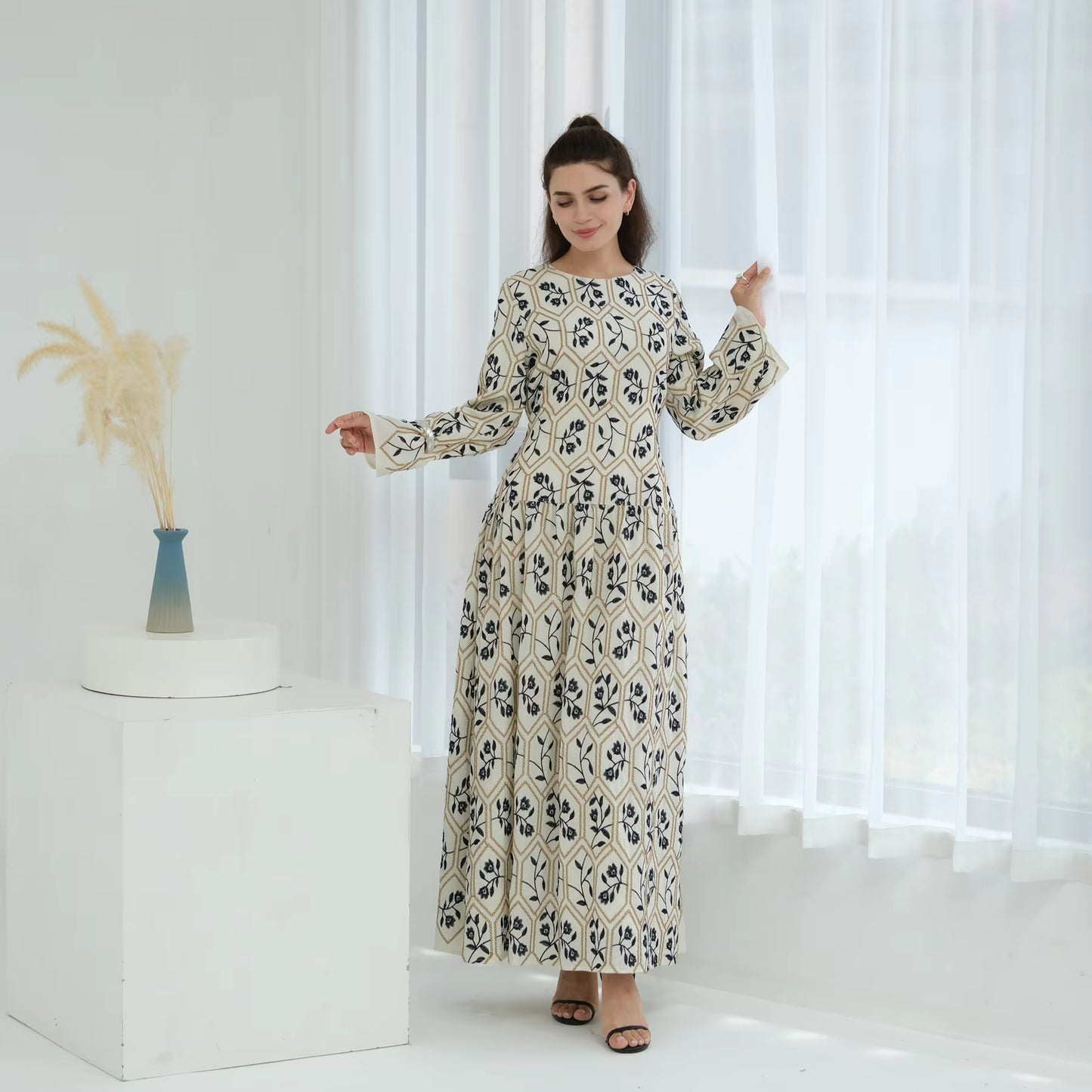 Kimono-Style Abaya for Women – Elegant Modest Islamic Dress for Eid & Ramadan