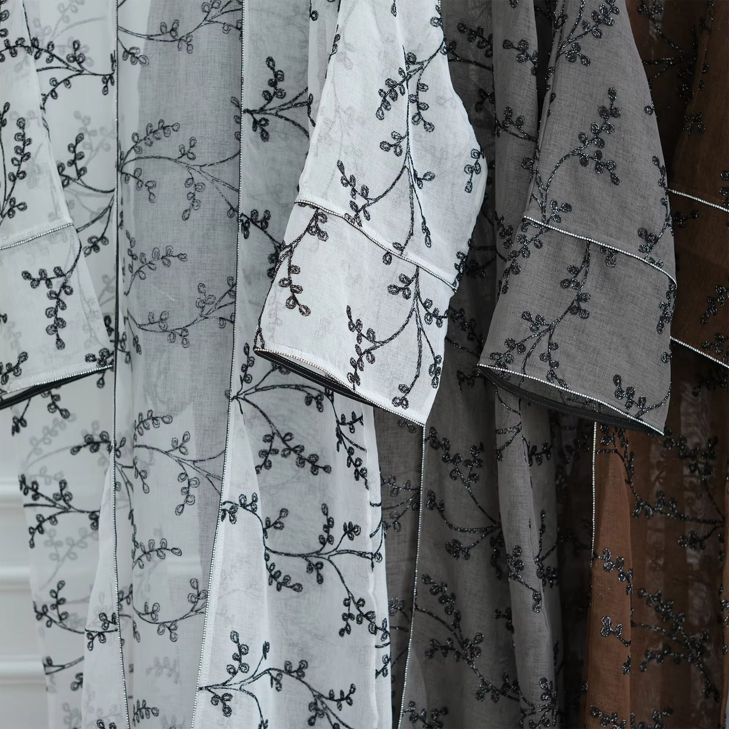 NOIRAH Lace Abaya Set