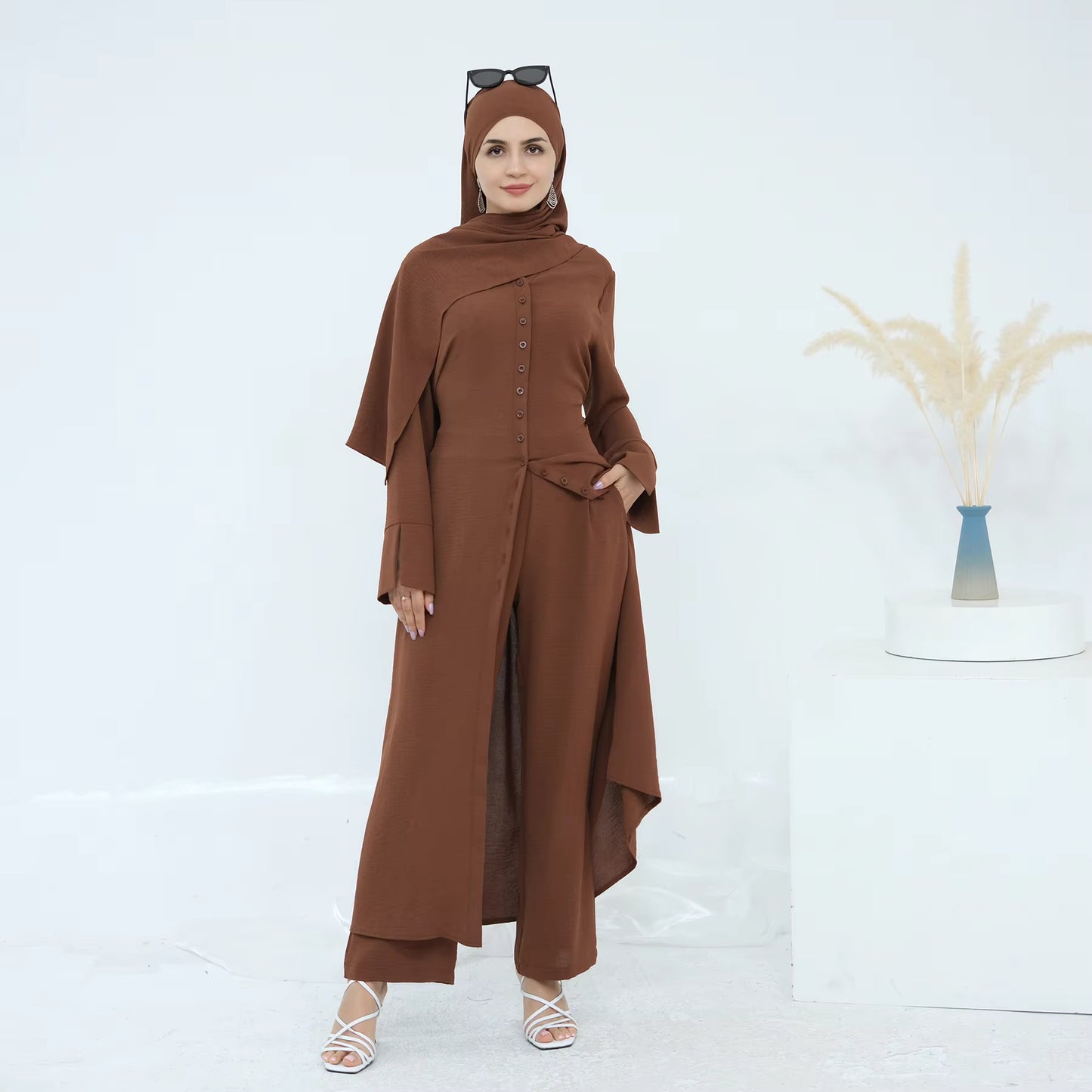 Soft Crepe 2-Piece Abaya Set – Modest Long Shirt and Pants for Women