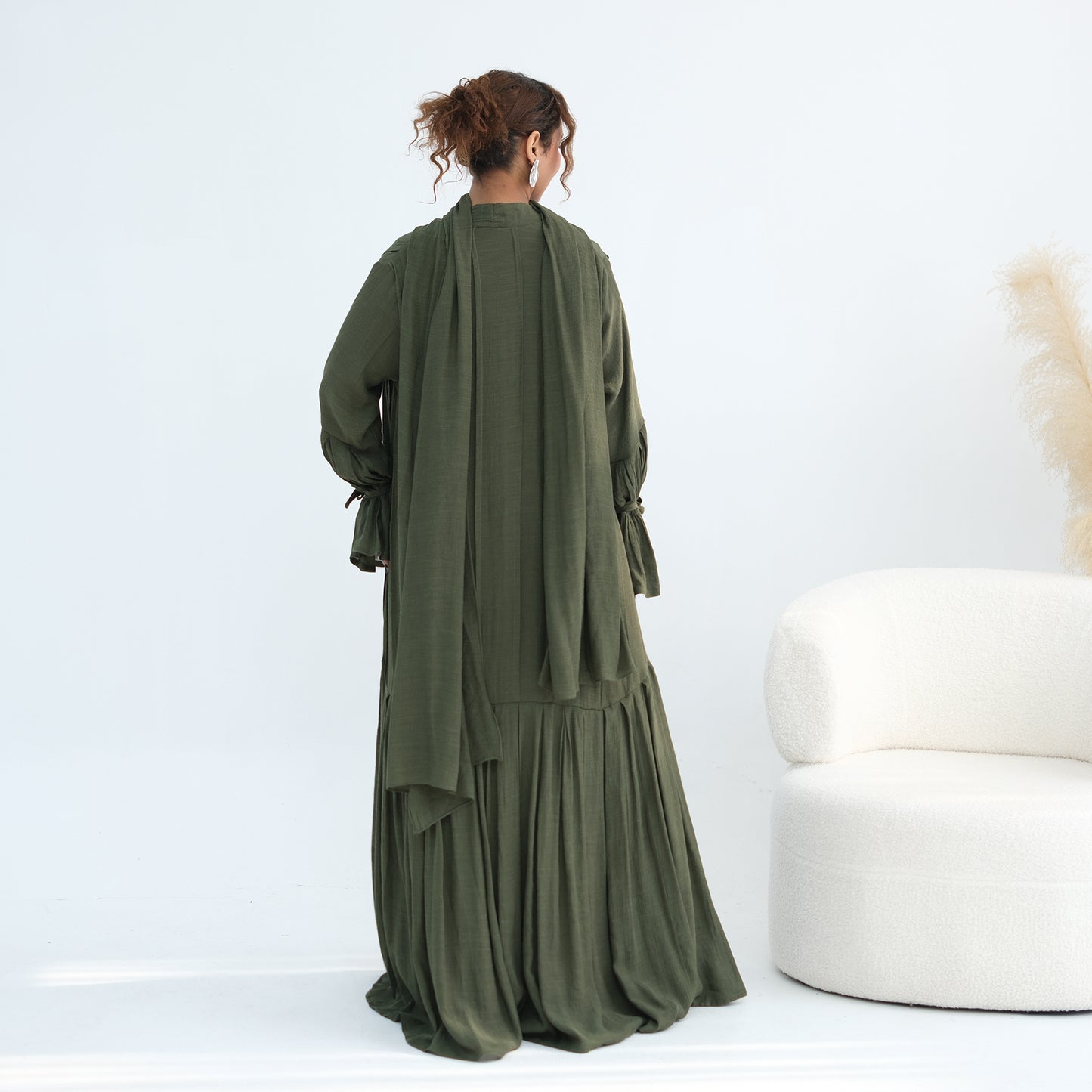 Nura Front Open Abaya Set with Hijab – Modest Viscose & Linen Dress