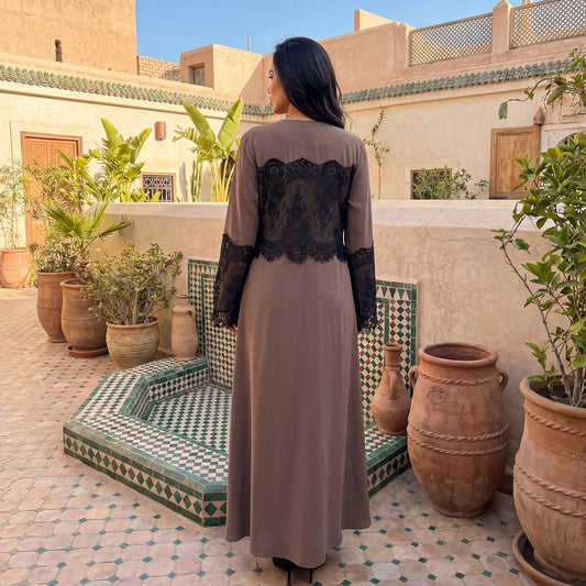 AMIRA Lace Abaya